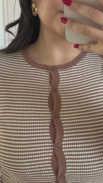 Maple Lounge Top